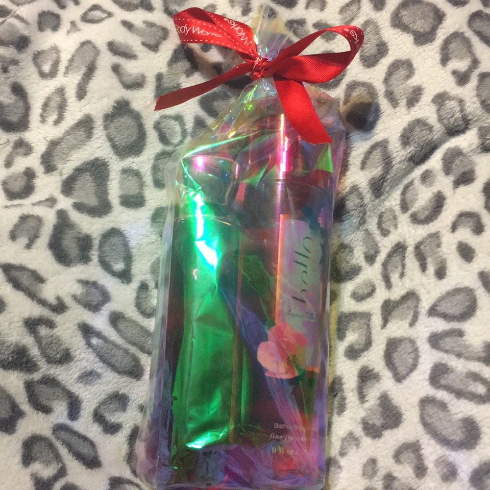 Bath and Body Works - Hello Beautiful set